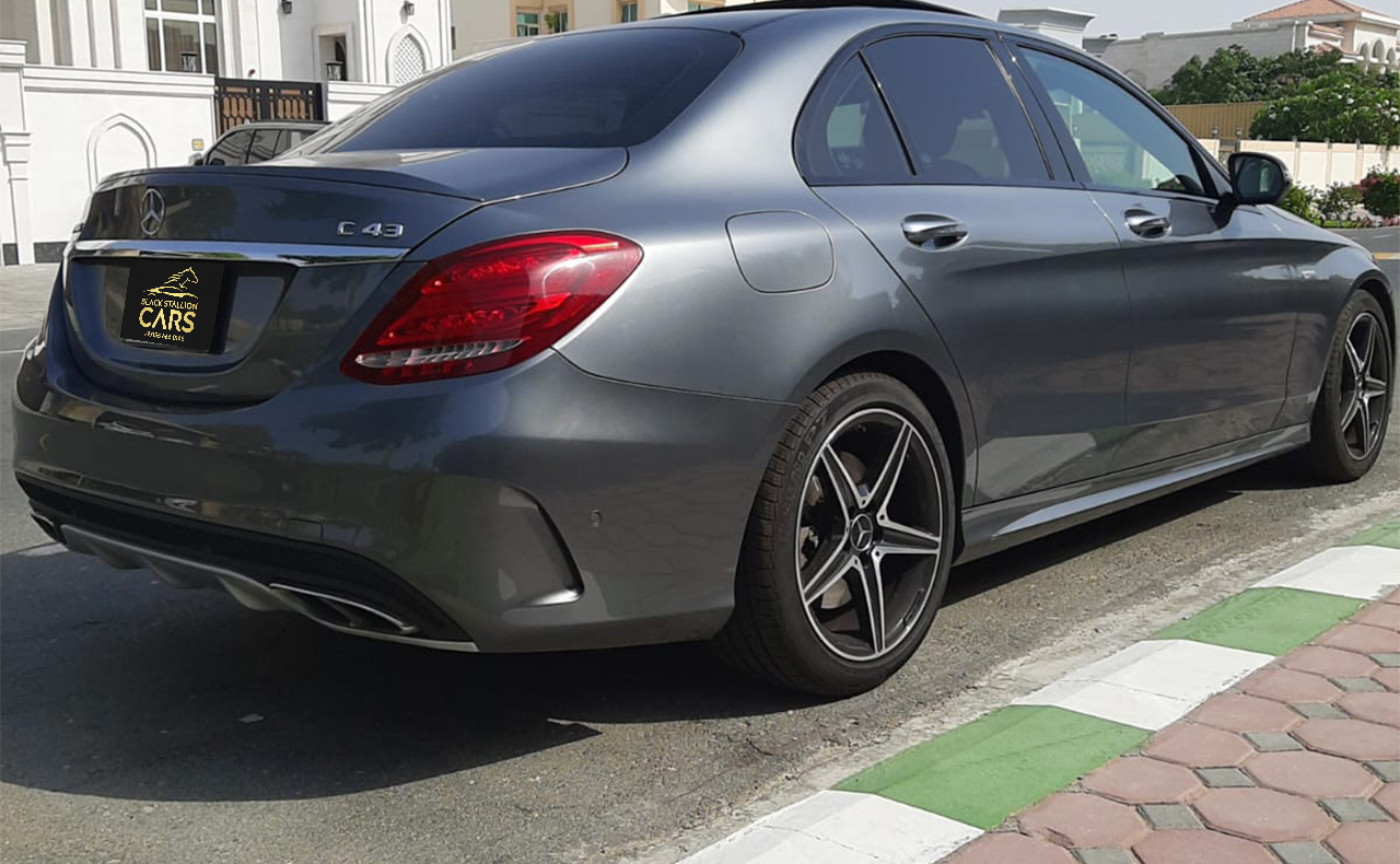 Mercedes C43 – 2018 – Canada – Gray