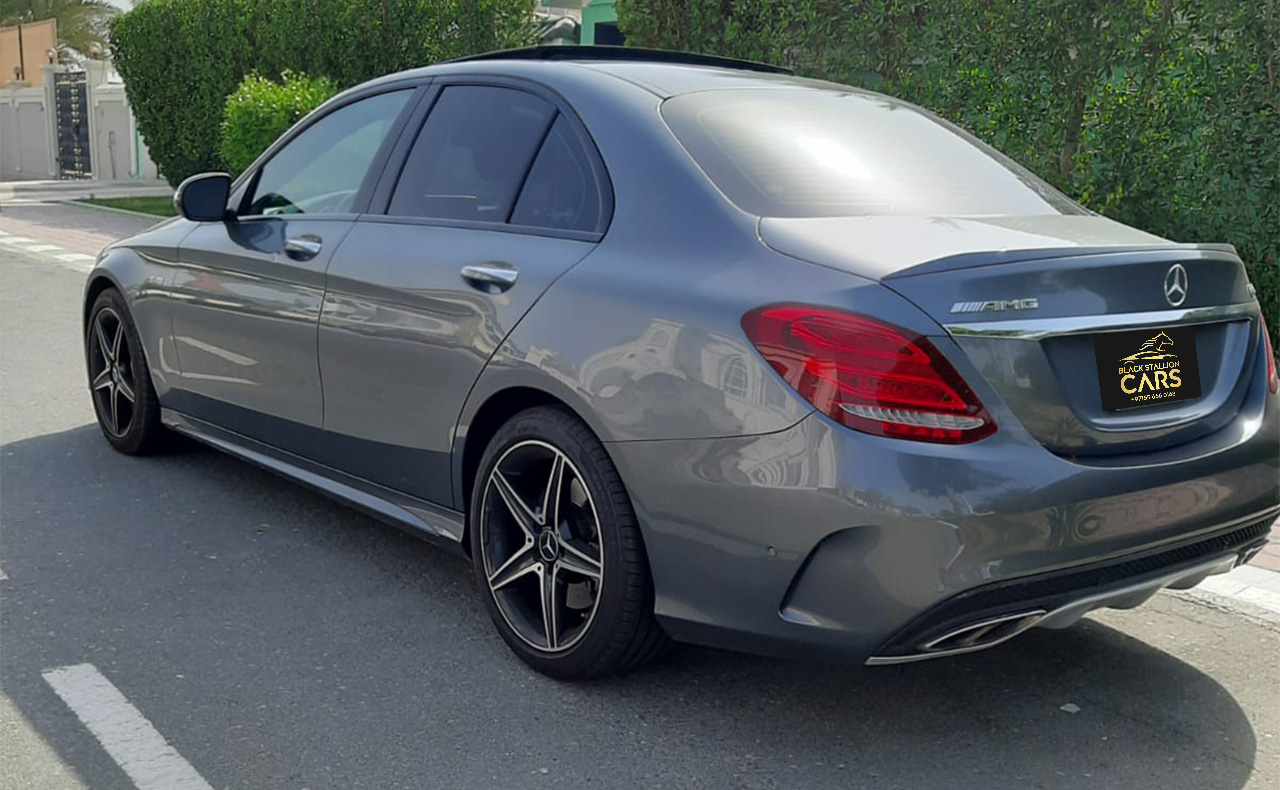 Mercedes C43 – 2018 – Canada – Gray